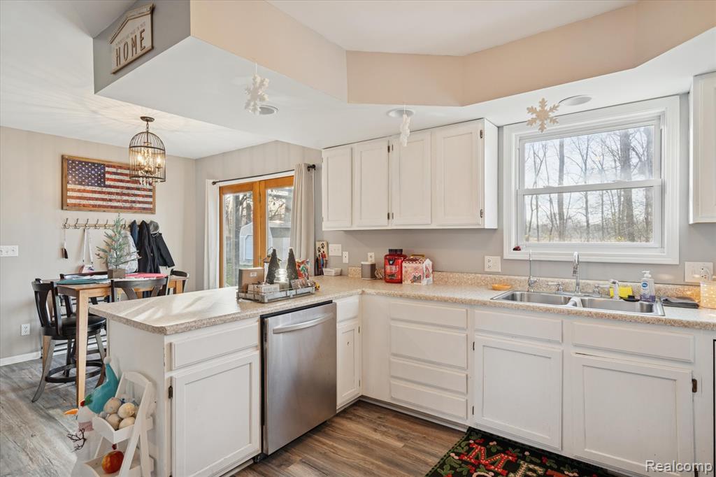 6974 Surrey Lane, Jackson, MI 49201 — Photo 11