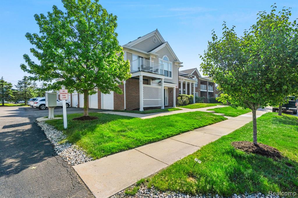 16832 DOVER Drive, Northville, MI 48168 — Photo 24