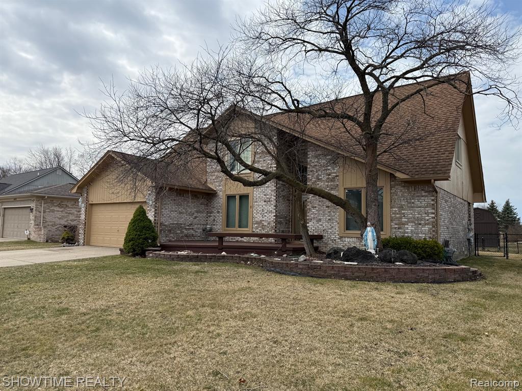 40537 DENBIGH Drive, Sterling Heights, MI 48310 — Photo 2