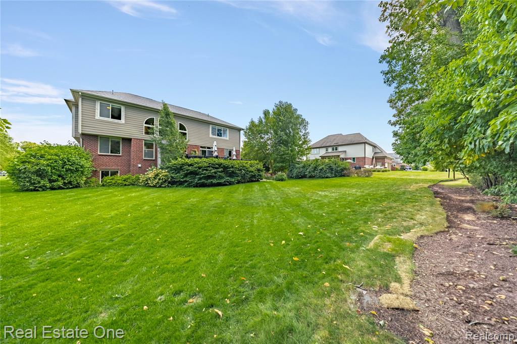 5778 Strawberry Circle, Commerce Twp, MI 48382 — Photo 60