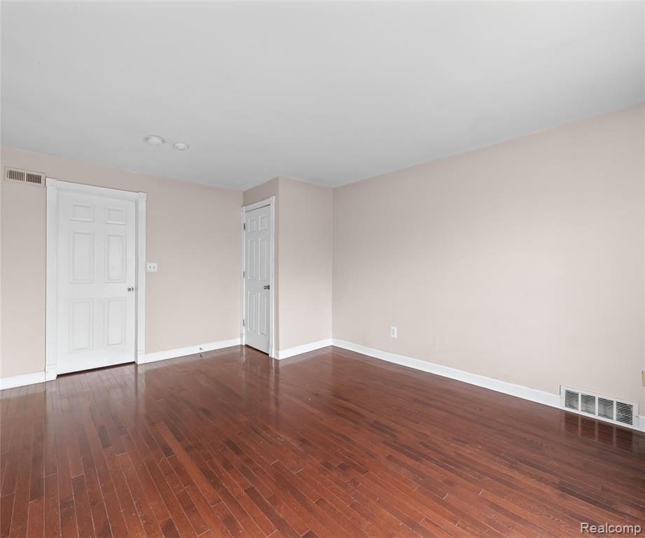 44447 Savery Drive, Canton, MI 48187 — Photo 18