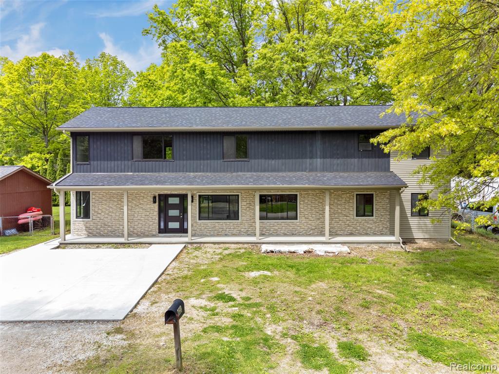 7598 Lake Park Avenue, Ira, MI — front exterior