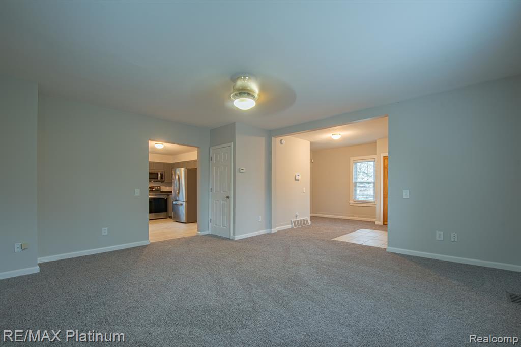 504 Front Street, Holly, MI 48442 — Photo 7