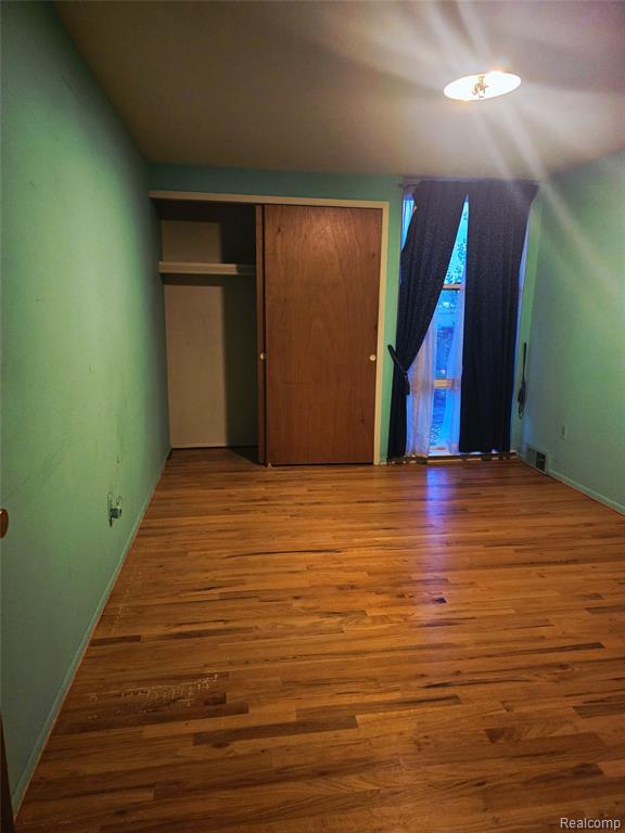 1922 Thornhill Place, Detroit, MI 48207 — Photo 4