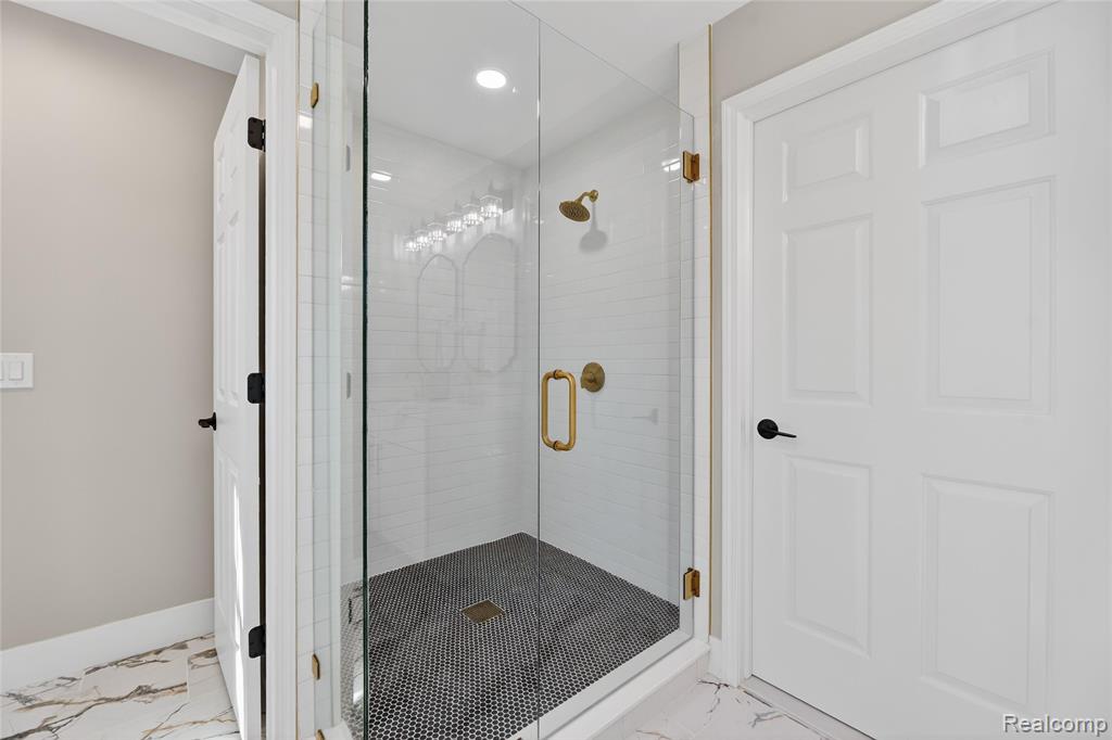 61019 Evergreen Court, South Lyon, MI 48178 — Photo 28