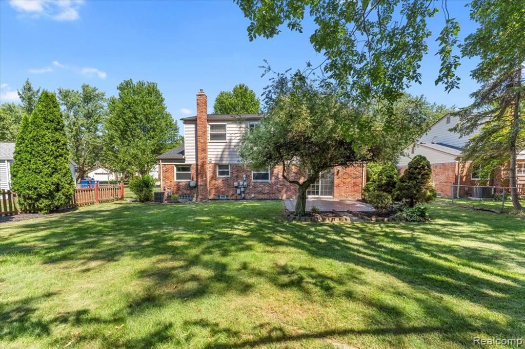 6261 New England Lane, Canton, MI 48187 — Photo 32