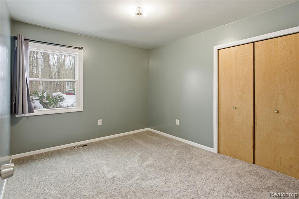 6522 Riverdale Road, Whitmore Lake, MI 48189 — Photo 10
