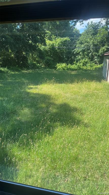 718 W Baker Road, Highland, MI — Photo 10