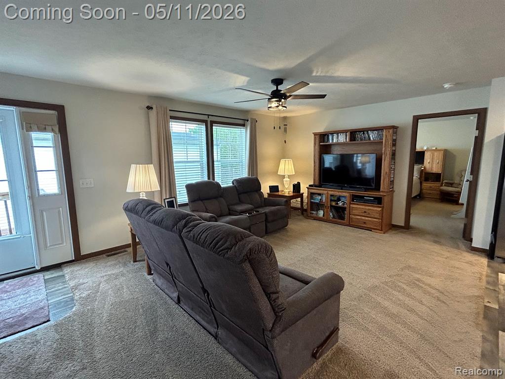 9680 Townsquare Boulevard, Fenton, MI 48430 — Photo 3