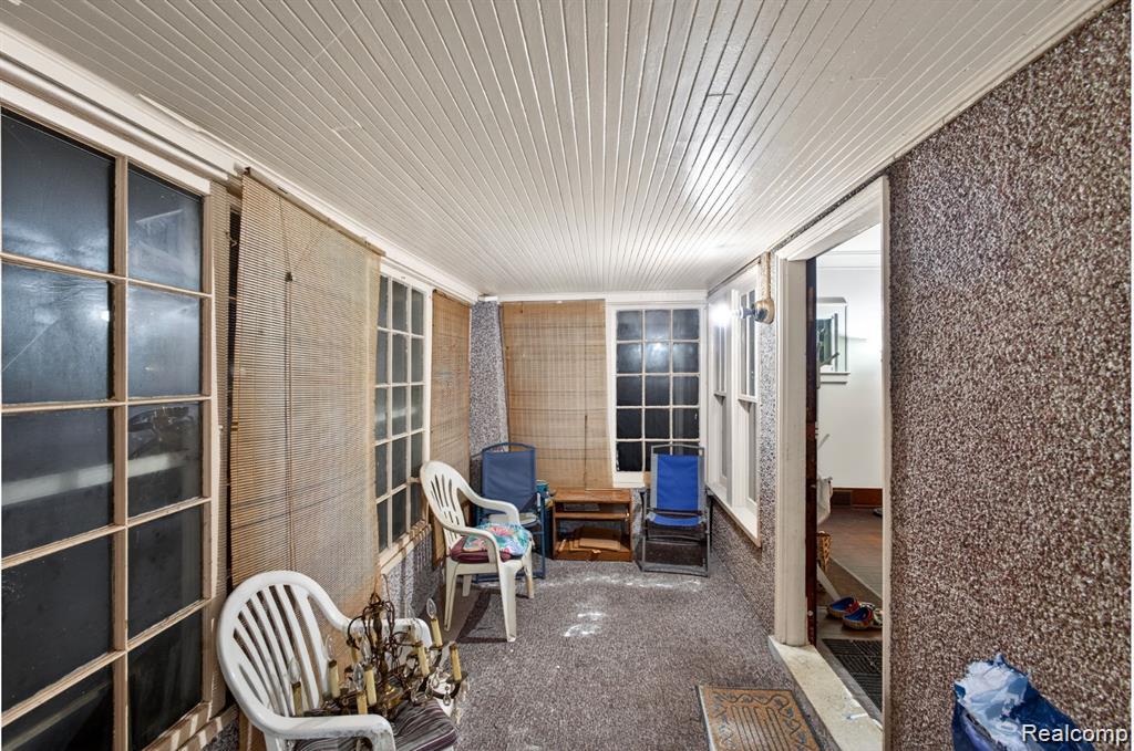11493 Wisconsin Street - Photo 5