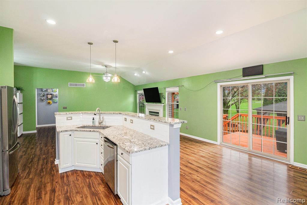 4251 E Rolston Road, Linden, MI 48451 — Photo 11