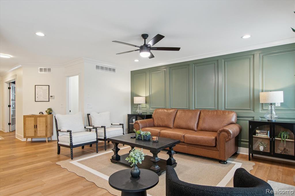 8845 Oakview, Plymouth, MI 48170 — Photo 9