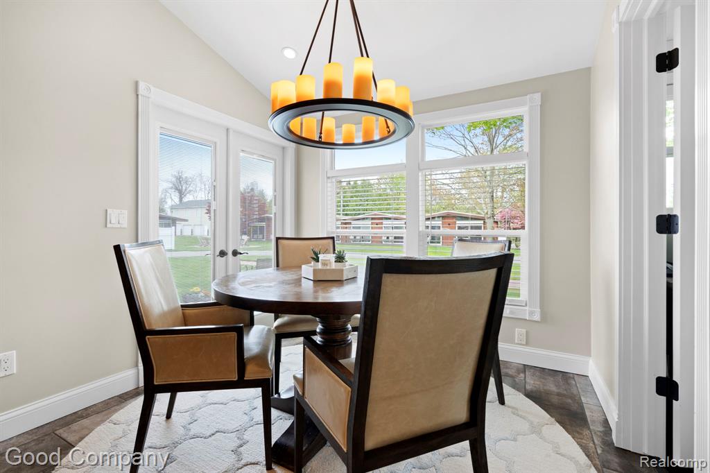 612 N LAKESHORE Drive, Ludington, MI 49431 — Photo 14