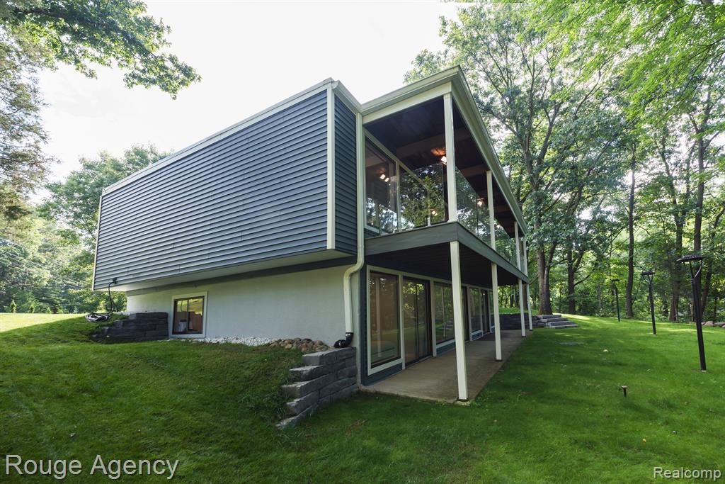 7305 SCENIC RIDGE Drive, Clarkston, MI — Photo 4