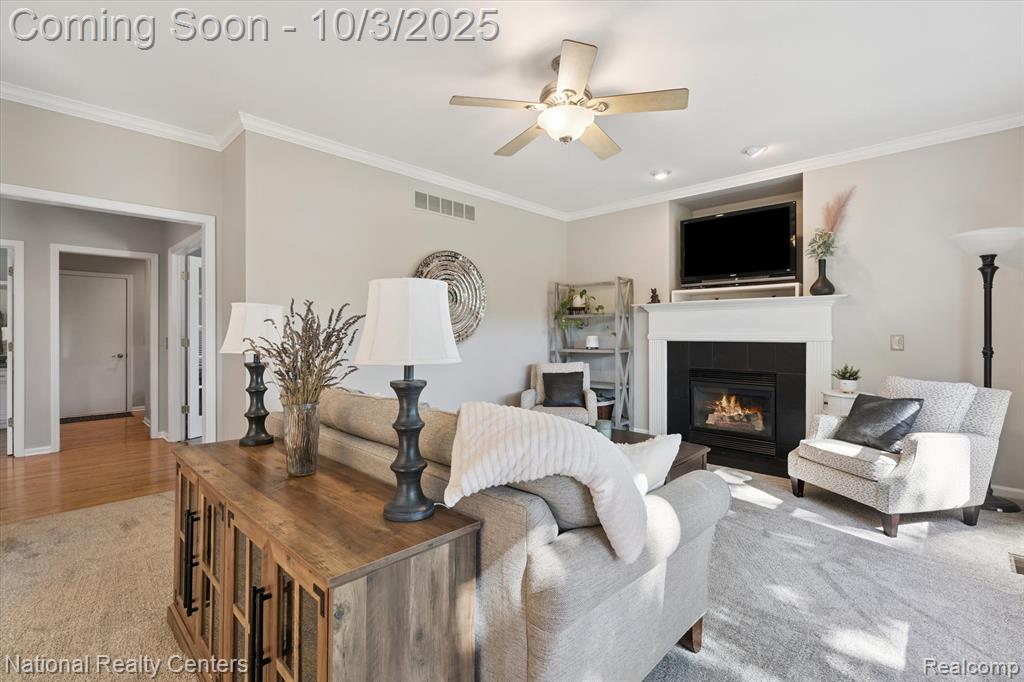 489 Gleneagles, Highland, MI — Photo 18