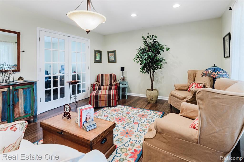 5374 Daniels Drive, Troy, MI 48098 — Photo 7