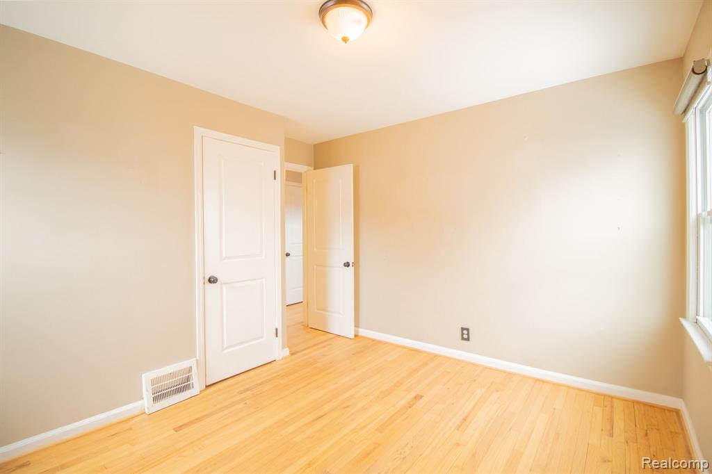 515 Farmdale Street, Ferndale, MI 48220 — Photo 15