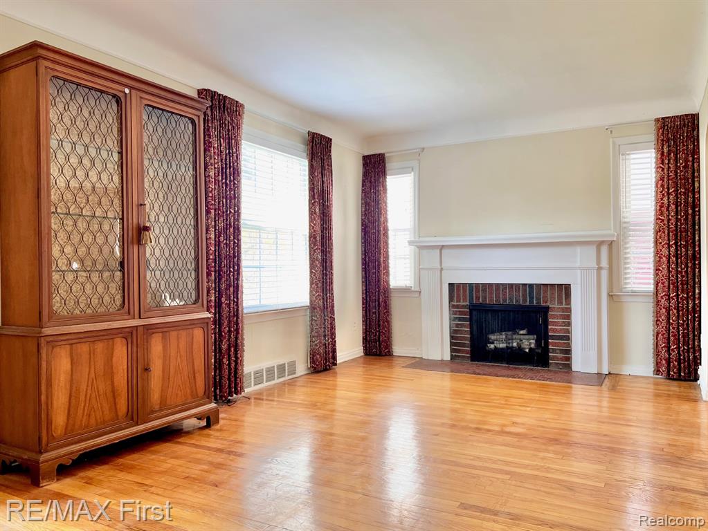 1618 Anita Avenue, Grosse Pointe Woods, MI 48236 — Photo 4