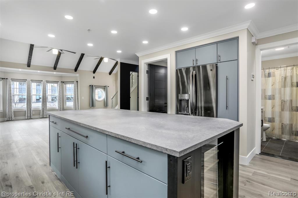 2542 WOODWARD Avenue, Detroit, MI 48201 — Photo 12