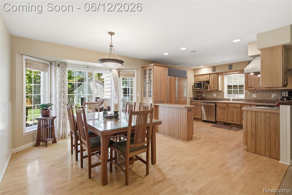830 Hemingway Road, Lake Orion, MI 48362 — Photo 11