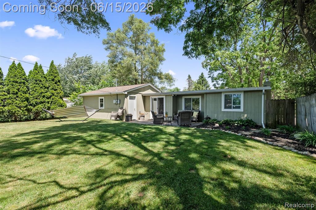 870 Pine Tree Road, Lake Orion, MI 48362 — Photo 27