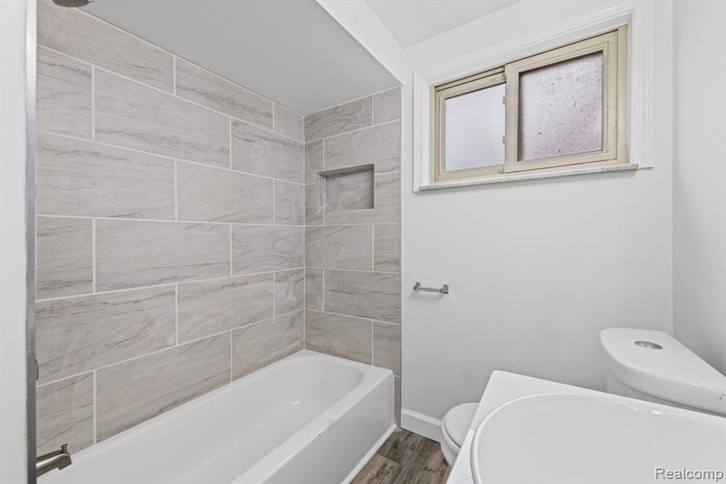 17400 Huntington Road, Detroit, MI 48219 — Photo 13