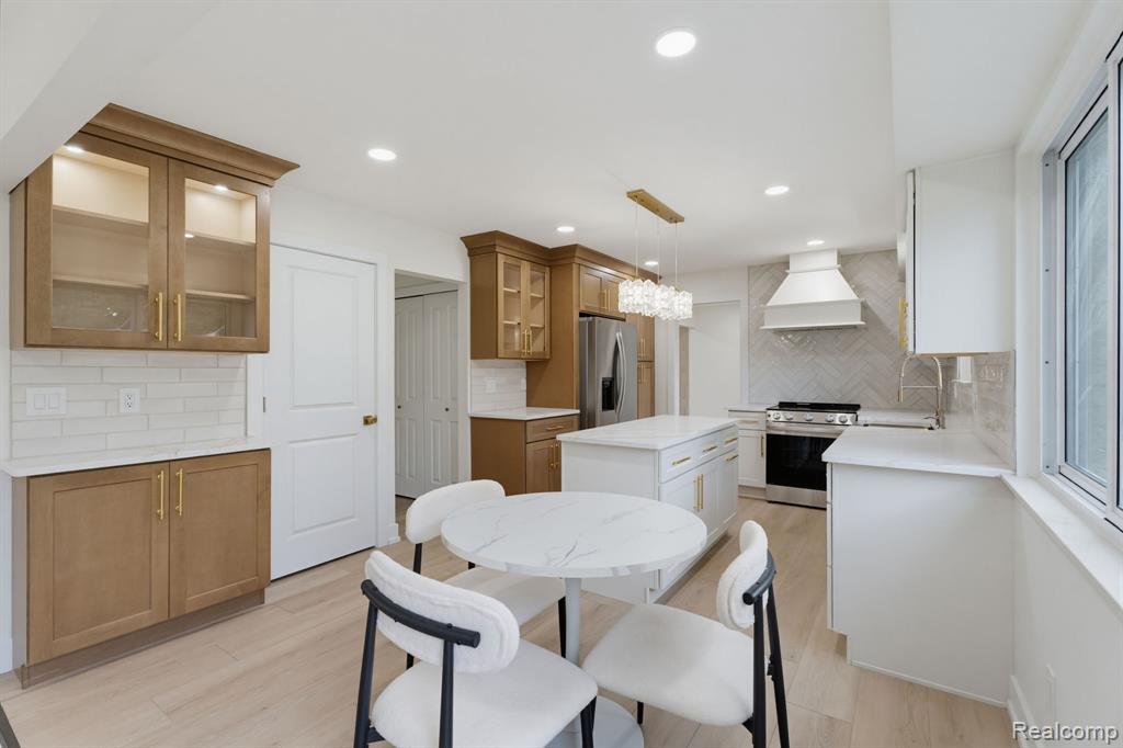 6780 Lee Crest Drive, West Bloomfield, MI — Photo 10