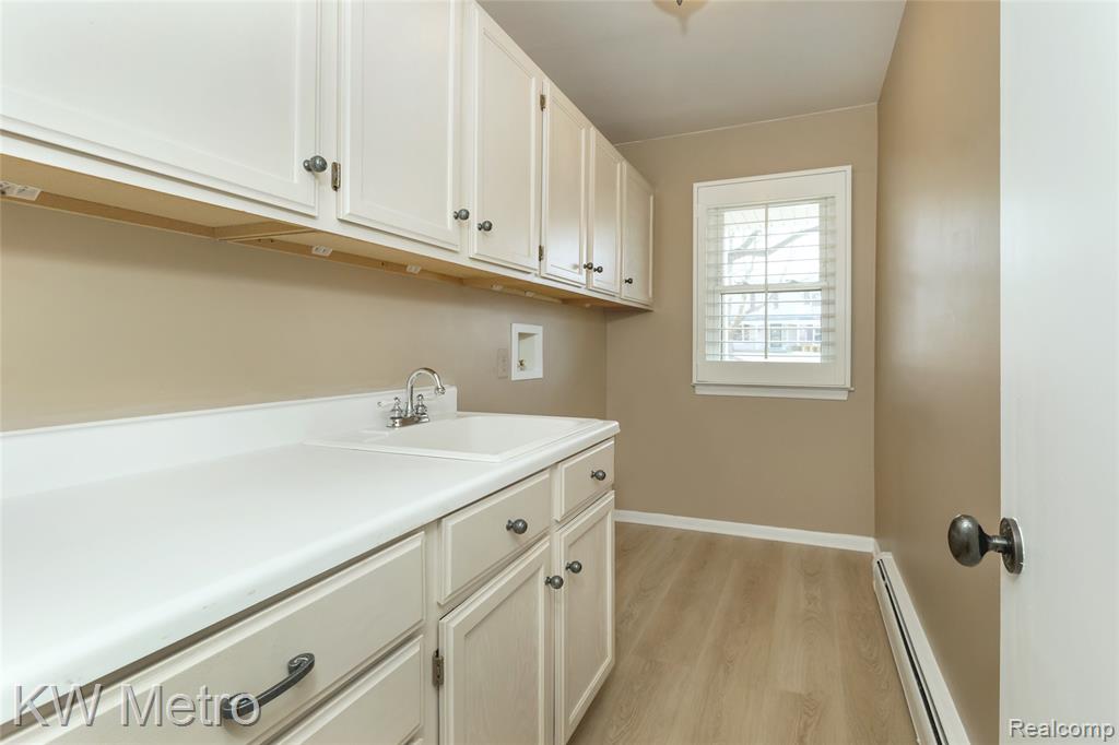 5897 Sutters Lane, Bloomfield Hills, MI 48301 — Photo 26