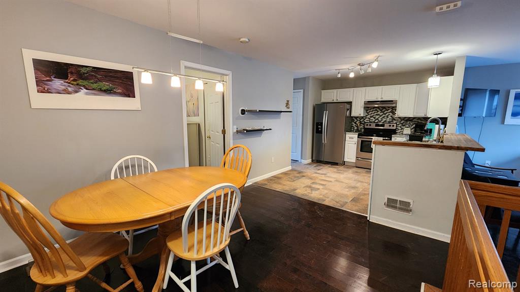870 LOTHROP Road, Detroit, MI 48202 — Photo 4