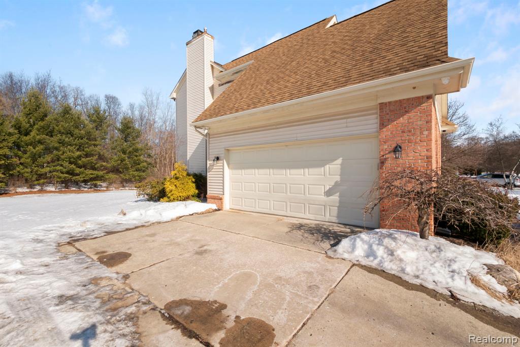 7956 Billingham Road, West Bloomfield, MI 48324 — Photo 49