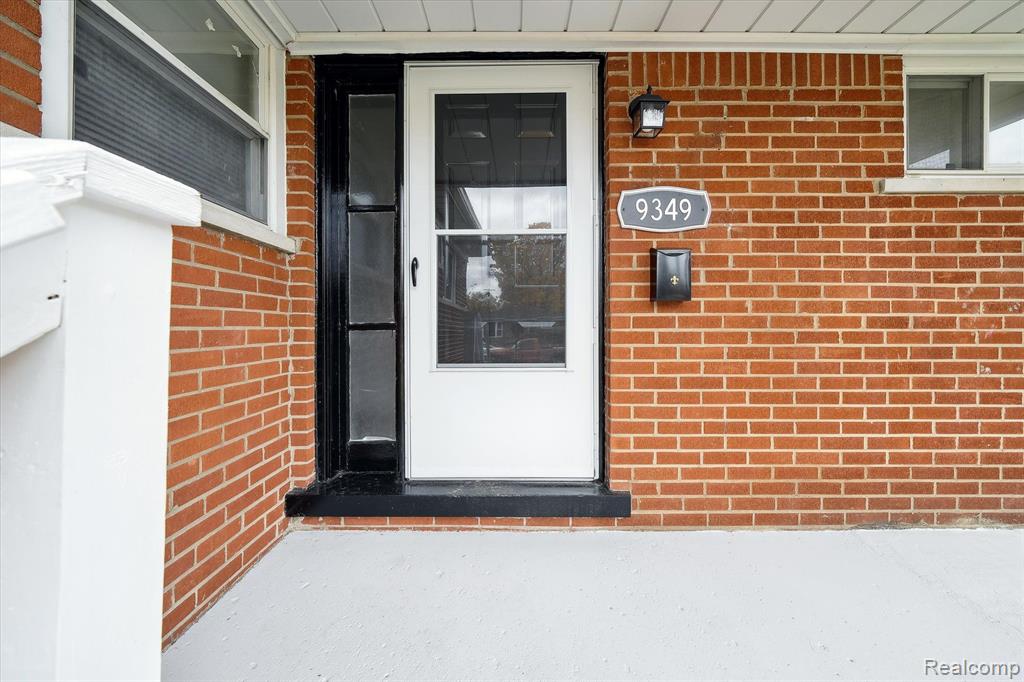 9349 KINLOCH, Redford, MI 48239 — Photo 2