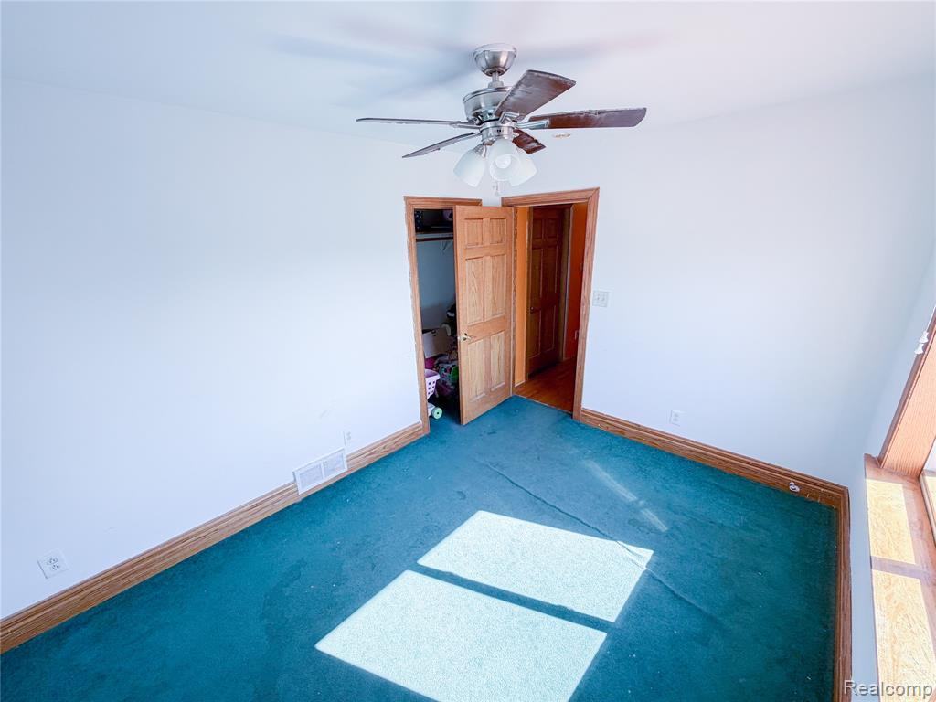 703 Saint John Street, Wyandotte, MI 48192 — Photo 11