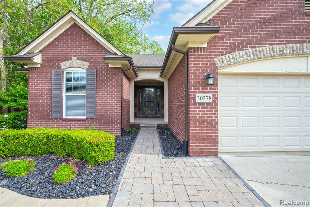 30278 Bradmore Road, Warren, MI 48092 — Photo 4