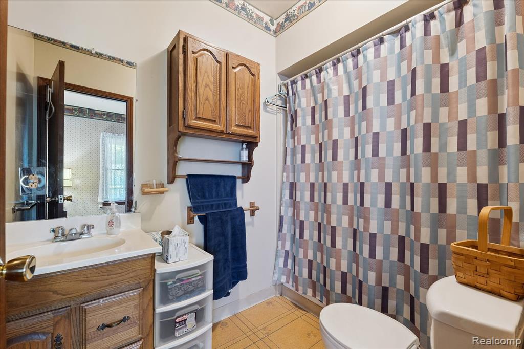 220 W 6th Street, Imlay City, MI 48444 — Photo 21