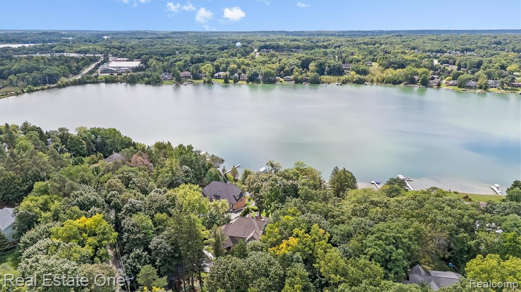 7181 Hillside Drive, Clarkston, MI — Photo 4