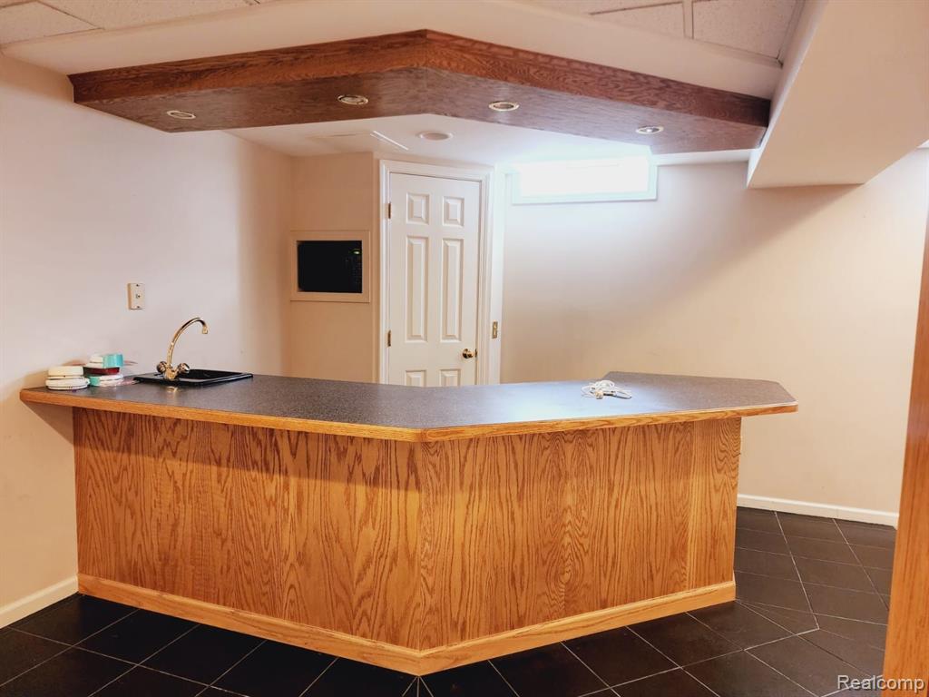 760 Stanford Circle, Rochester Hills, MI 48309 — Photo 17
