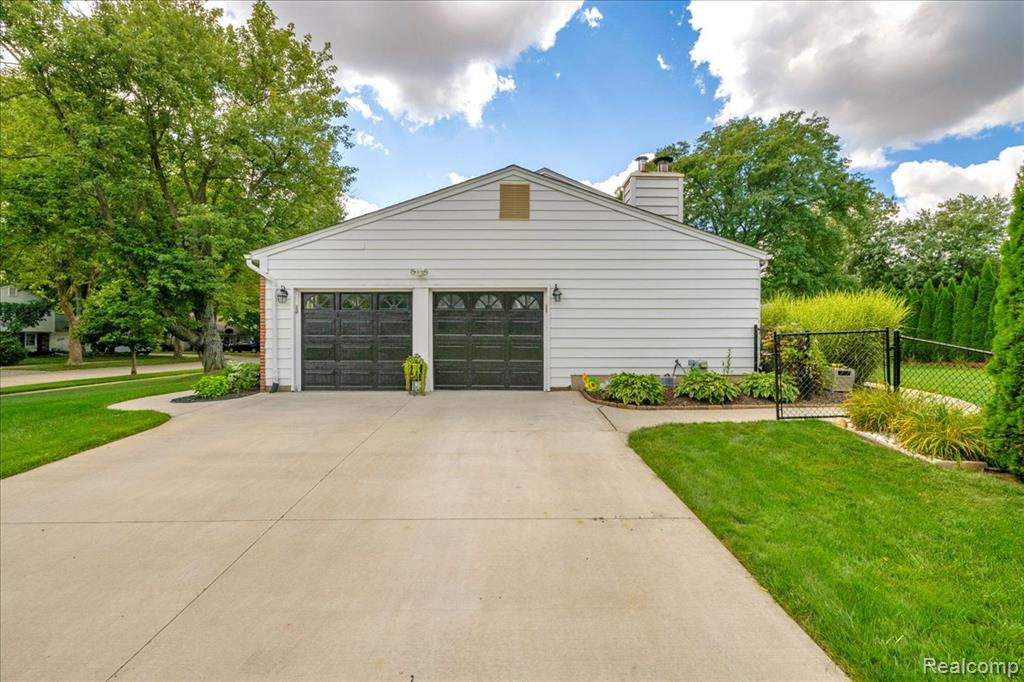 4731 Bramford Drive Bramford Drive, Troy, MI 48085 — Photo 49