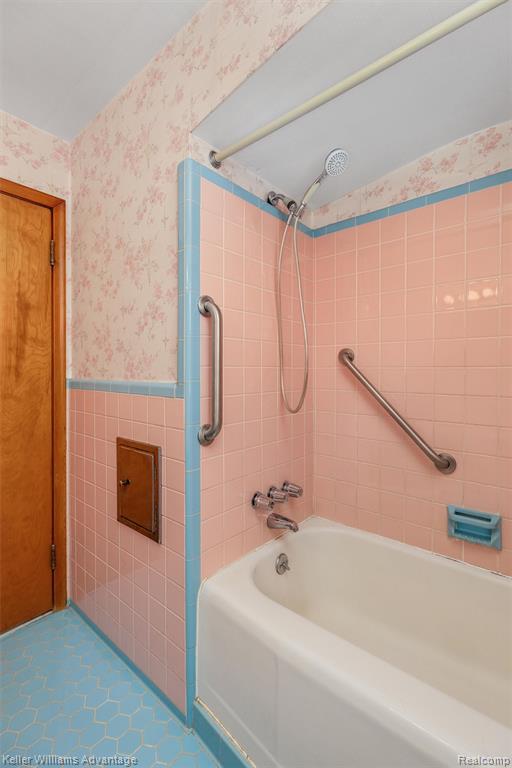 7320 Colonial Street, Dearborn Heights, MI 48127 — Photo 22