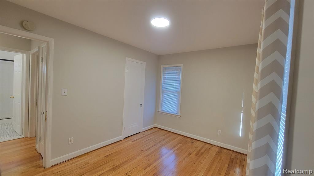 639 E 14 MILE Road, Clawson, MI — Photo 11