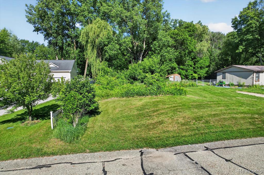 4975 Pleasant Creek Avenue NE, Comstock Park, MI 49321 — Photo 3