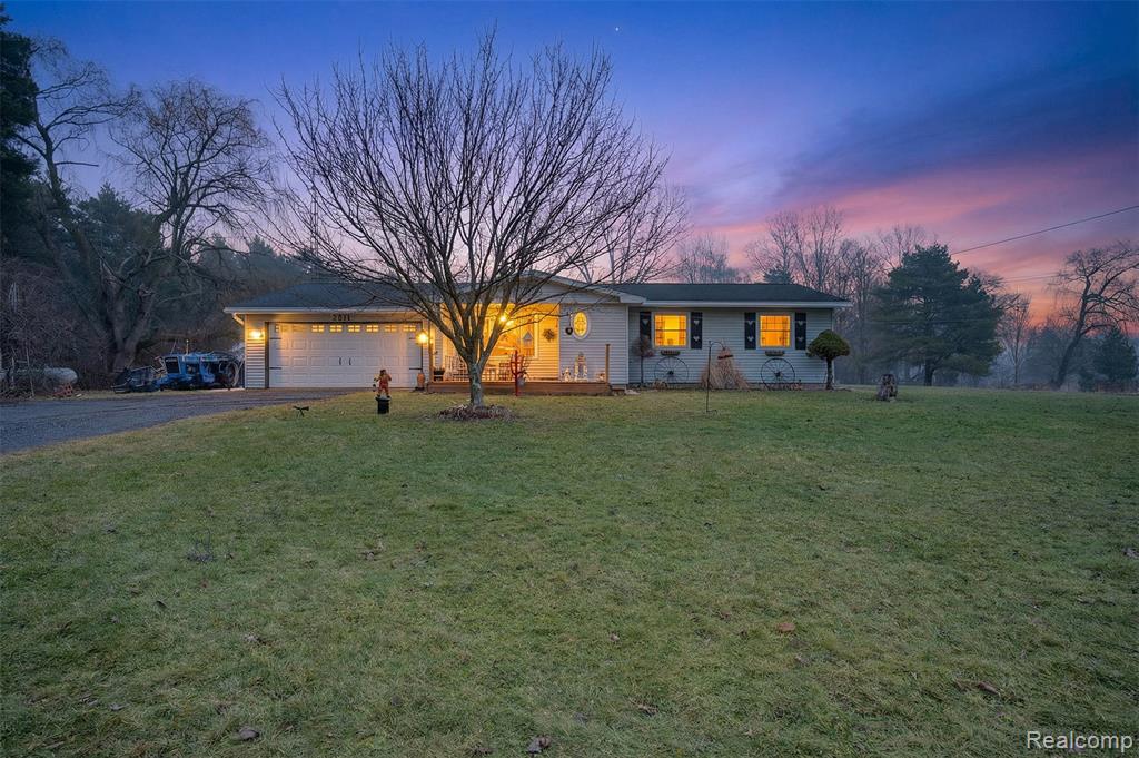 9411 Jennings Road, Grand Blanc, MI 48439 — Photo 2