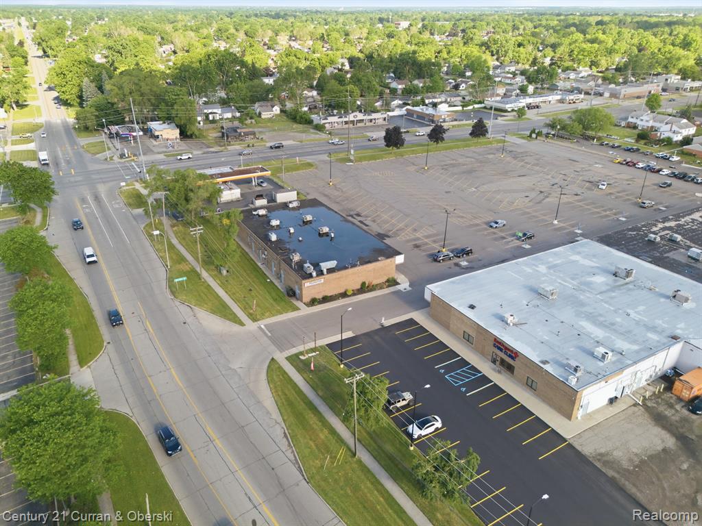 8028 N Middlebelt Road, Westland, MI — Photo 15