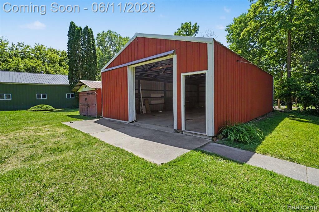 3931 S Shore Drive, Lapeer, MI 48446 — Photo 27