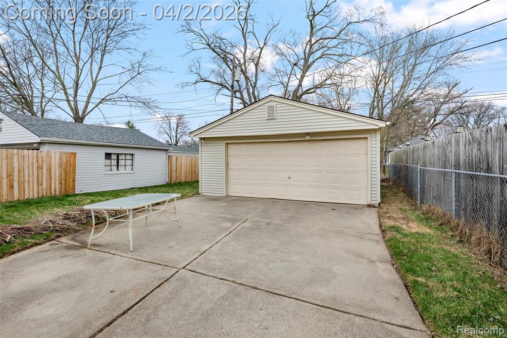 7420 Fenton Street, Dearborn Heights, MI 48127 — Photo 6