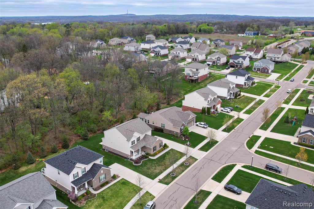 30065 Braeburn Street, New Hudson, MI 48165 — Photo 78