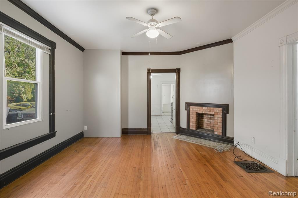 620 E 2ND Street, Flint, MI 48503 — Photo 12