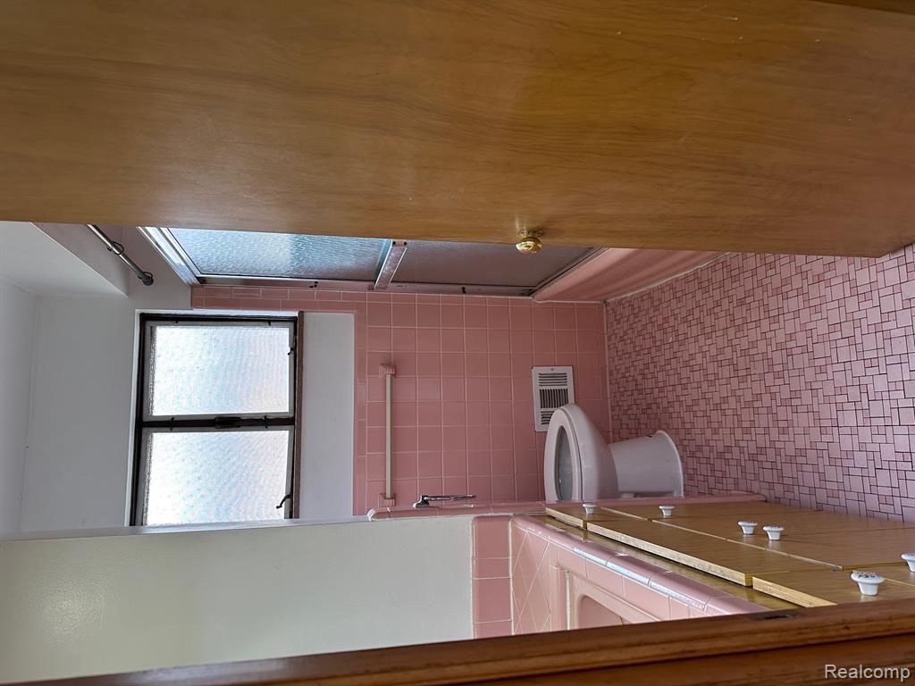 8101 Marian Street, Warren, MI 48093 — Photo 12