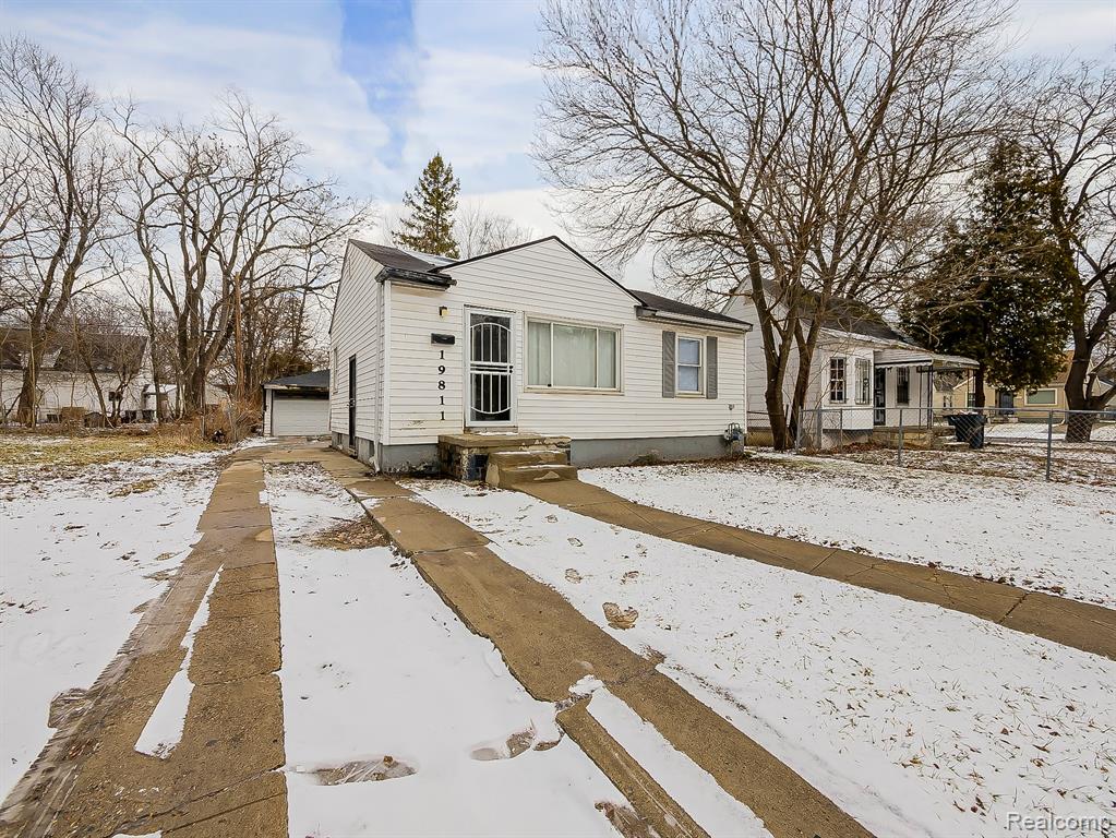 19811 Harlow Street, Detroit, MI 48235 — Photo 3
