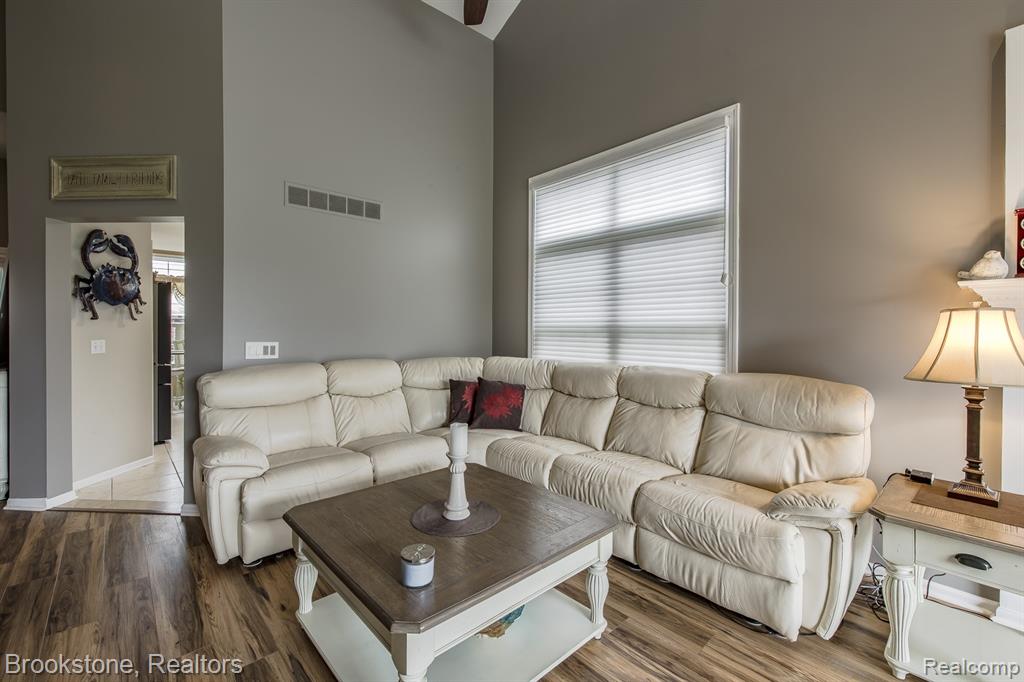 4808 New Haven Drive, Howell, MI 48843 — Photo 15
