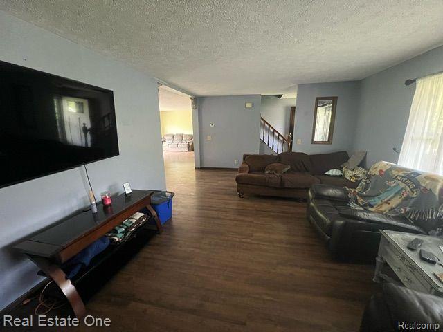 620 MILL Street, Ortonville, MI 48462 — Photo 6